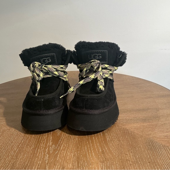 UGG Funkarra Cabin Cuff - Picture 8 of 9